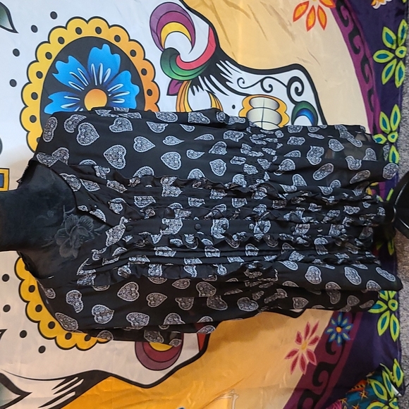 💥SOLD💥Torrid Paisley Heart Chiffon Blouse - Picture 3 of 7